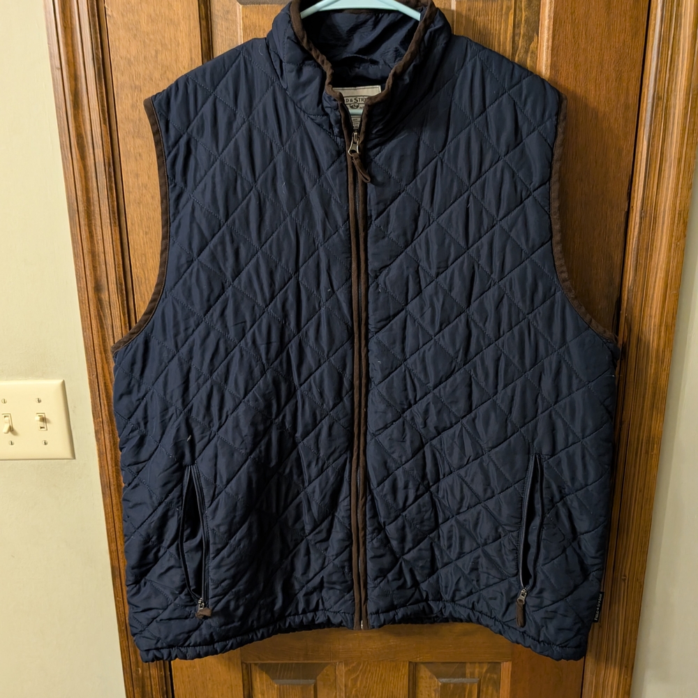 Men's Quilted Navy Vest